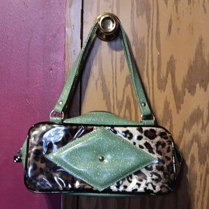 Trophy Queen Purse